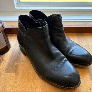 Stylish Black Women's Ankle Boots